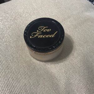 too faced born this way translucent loose powder